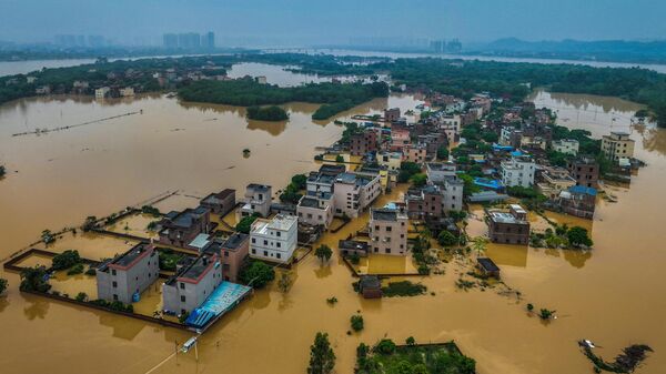 Наводнение в Цинъюань, провинция Гуандун, Китай - Sputnik Србија