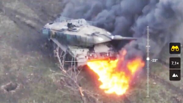 Uničtožennый tank Leopard - Sputnik Srbija