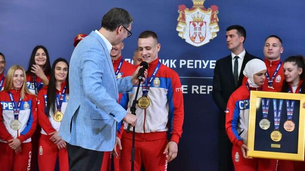Aleksandar Vučić ugostio bokserski tim Srbije - Sputnik Srbija