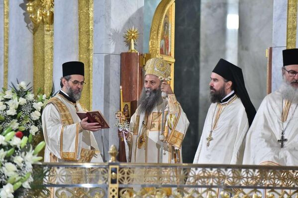 Vaskrs simbolizuje pobedu života nad smrću i posle dana žalosti ponovo su se oglasila crkvena zvona u znak radosti. - Sputnik Srbija