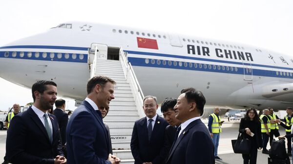 Kineski ministri prvi stigli u Beograd - Sputnik Srbija