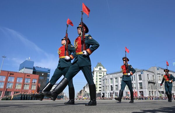 Gardisti na Paradi pobede u Moskvi - Sputnik Srbija