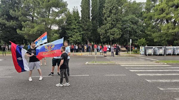 Protesti u Crnoj Gori protiv usvajanja rezolucije o Srebrenici u UN - Sputnik Srbija