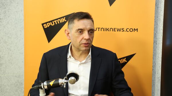 Potpredsednik Vlade Srbije Aleksandar Vulin u Sputnjiku - Sputnik Srbija
