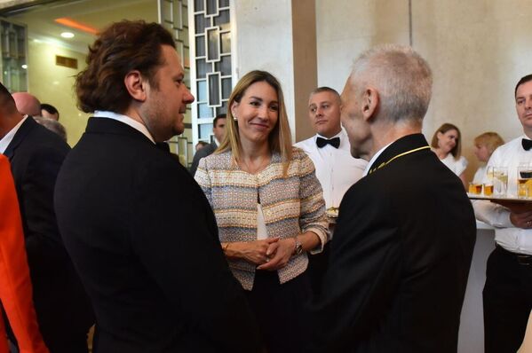 Ministar Dubravka Đedović Handanović u razgovoru sa ambasadorom Ruske Federacije. - Sputnik Srbija