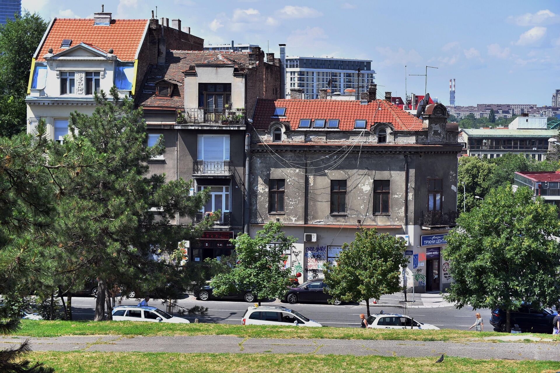 Zdanje u kome se nalazila kafana „Zlatna moruna“ sagrađeno 1905. godine na uglu ulica Kameničke i Kraljice Natalije, prekoputa pijace Zeleni Venac - Sputnik Srbija, 1920, 27.06.2024