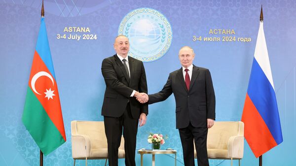 Predsednici Azerbejdžana i Rusije, Ilham Alijev i Vladimir Putin - Sputnik Srbija