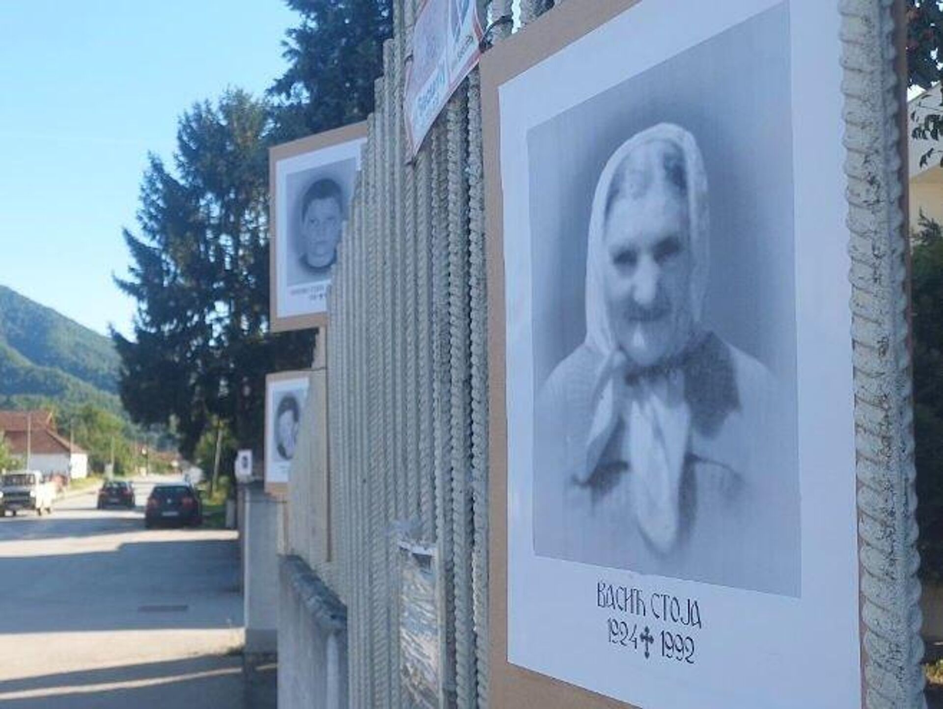 Fotografije više od 600 ubijenih Srba na putu Bratunac-Potočari-Srebrenica - Sputnik Srbija, 1920, 05.07.2024