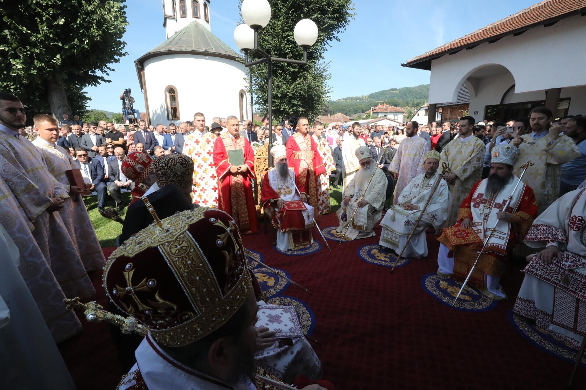 Arhijerejska liturgija u Bratuncu  - Sputnik Srbija, 1920, 06.07.2024