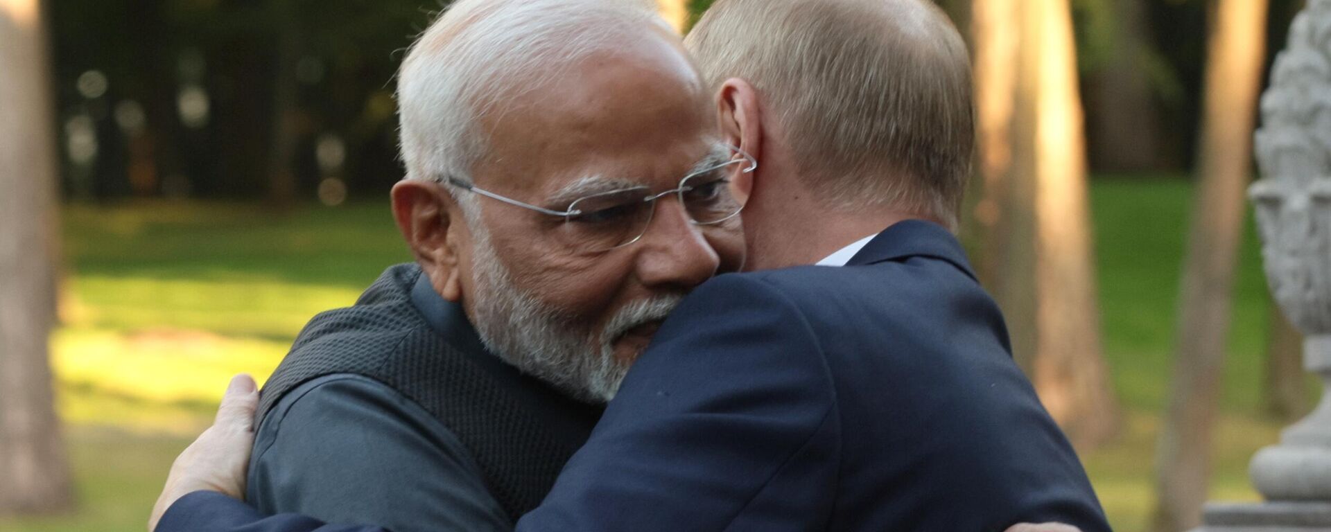 Prezident RF Vladimir Putin i premьer-ministr Indii Narendra Modi vo vremя vstreči v rezidencii Novo-Ogarevo - Sputnik Srbija, 1920, 11.07.2024