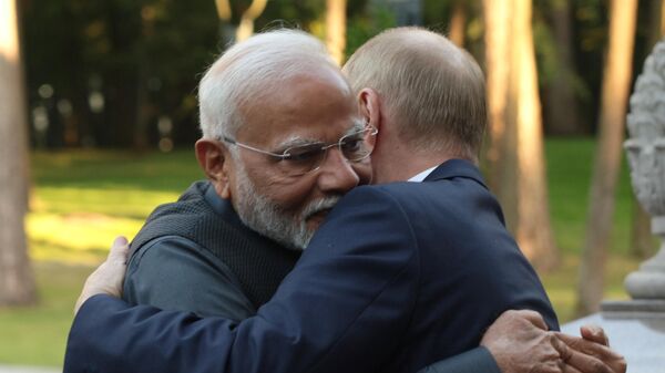Prezident RF Vladimir Putin i premьer-ministr Indii Narendra Modi vo vremя vstreči v rezidencii Novo-Ogarevo - Sputnik Srbija