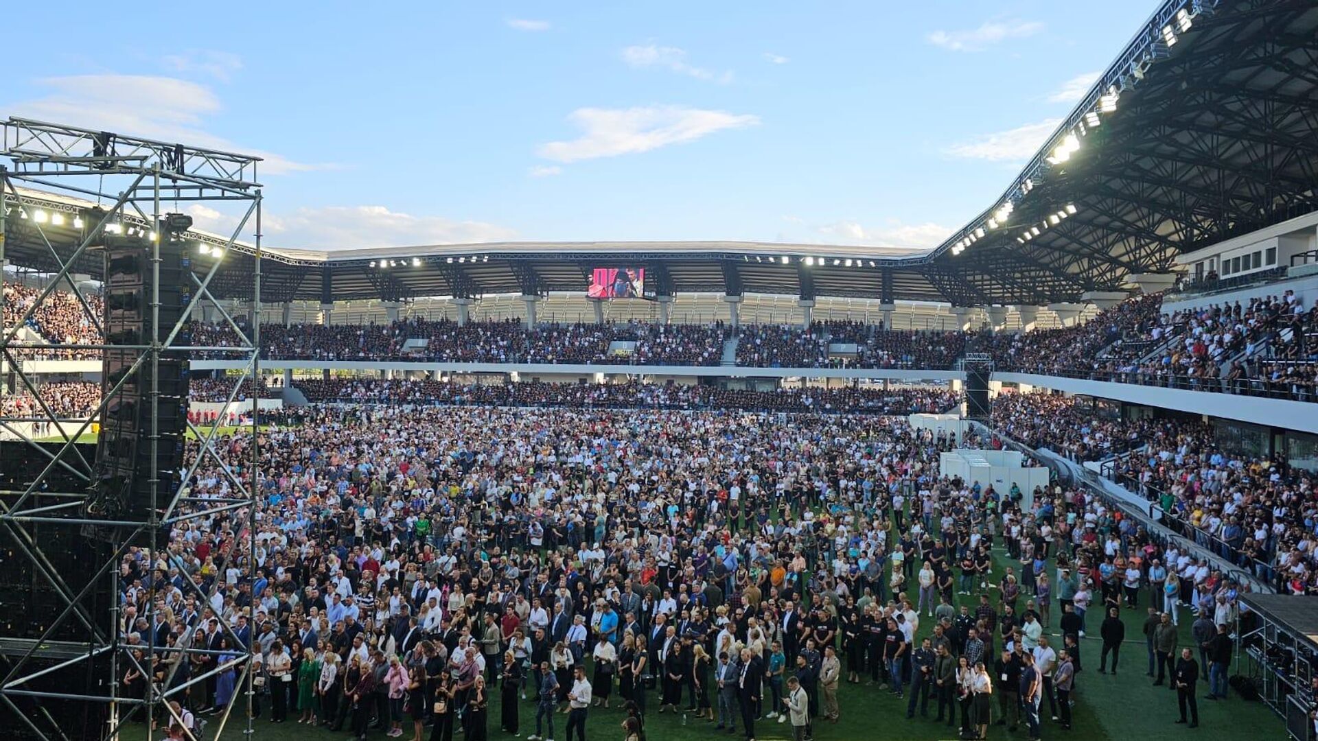 Svečana akademija u punom stadionu u Loznici - Sputnik Srbija, 1920, 03.08.2024