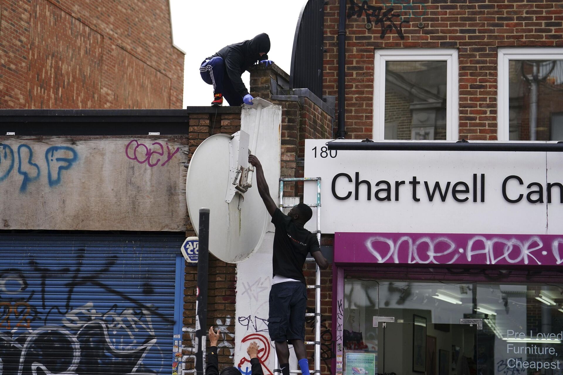 Benksijevo najnovije delo ukradeno u Londonu - Sputnik Srbija, 1920, 08.08.2024