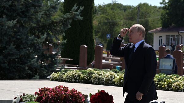 Путин: Догађаји из Беслана не смеју се заборавити