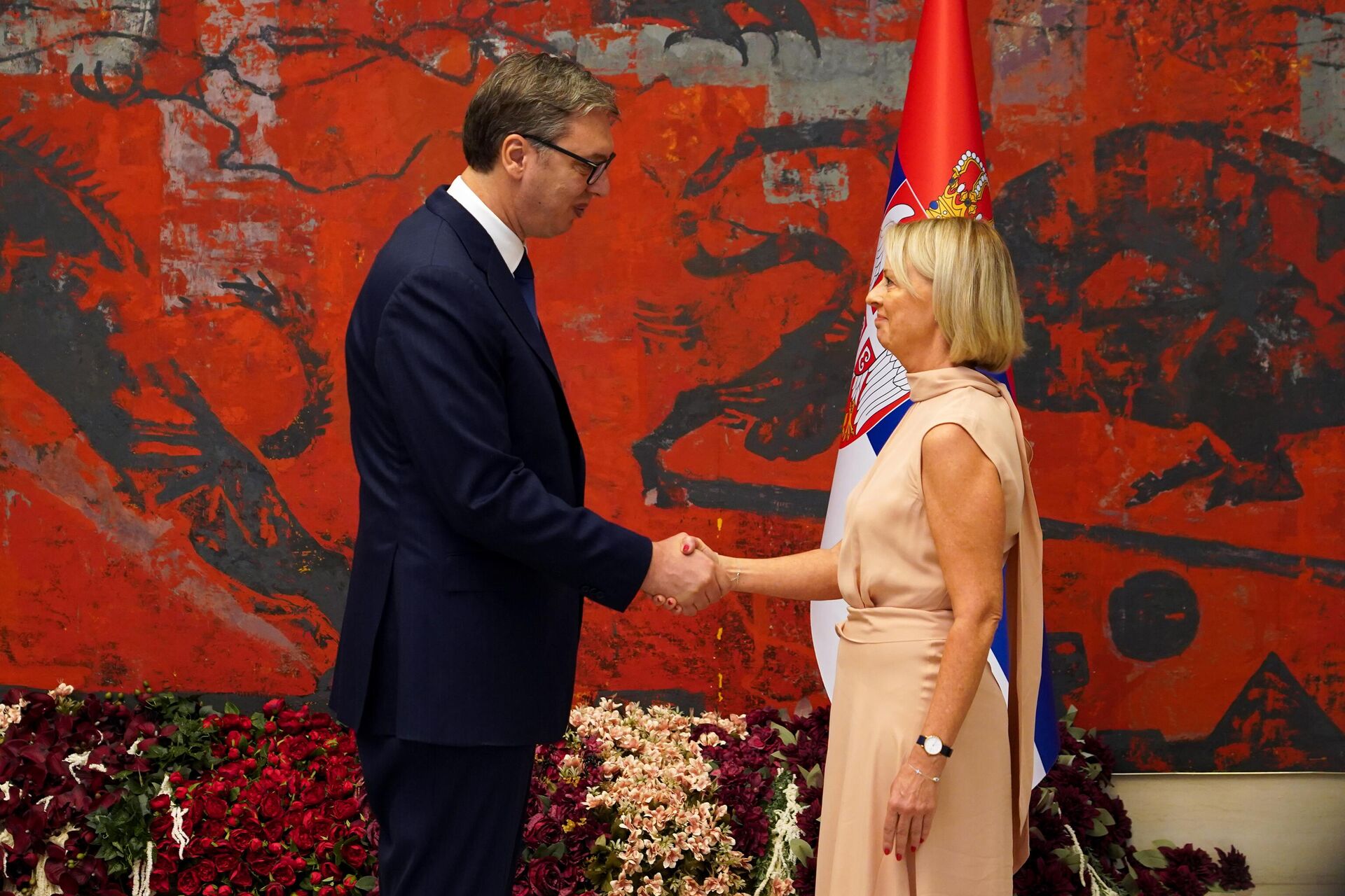 Predsednik Srbije Aleksandar Vučić primio je akreditivna pisma ambasadorke Kraljevine Švedske u Beogradu Šarlote Samelin  - Sputnik Srbija, 1920, 03.09.2024