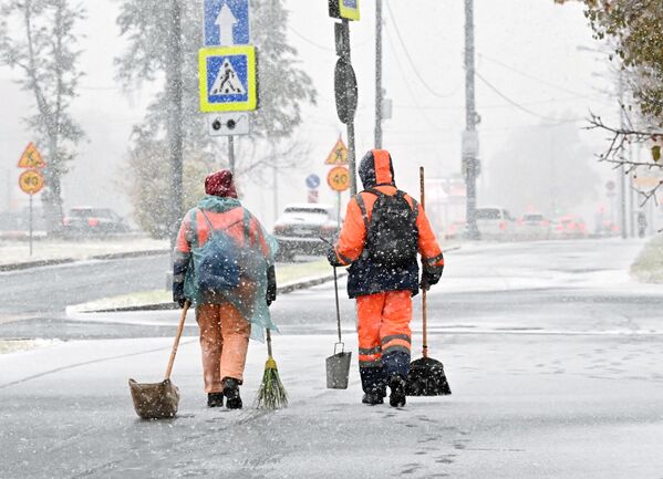 Snežne padavine u ruskoj prestonici.  - Sputnik Srbija