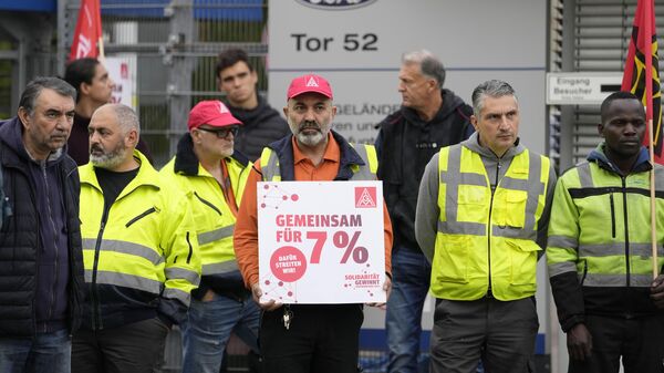 Protest radnika nemačke automobilske industrije - Sputnik Srbija