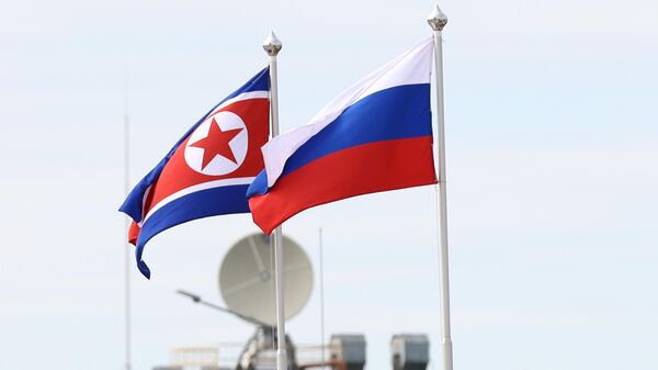 Zastave Rusije i Severne Koreje - Sputnik Srbija