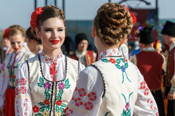 Фестивал вина и грожђа „Купујмо придњестровско“ у у парку Бендерске тврђаве у Придњестровљу. - Sputnik Србија