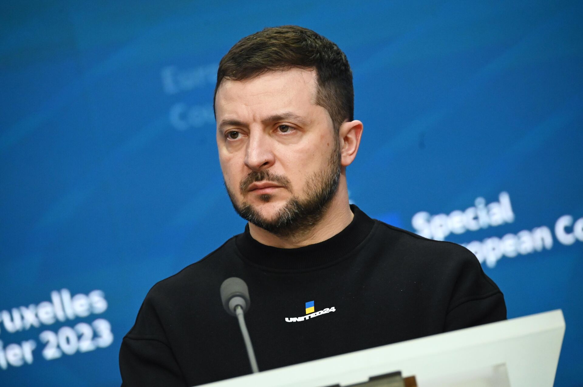 Владимир Зеленски Владимир Зеленски - Sputnik Србија, 1920, 12.08.2025