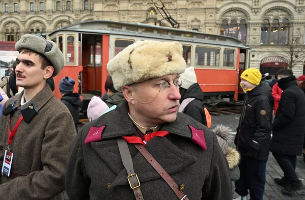 Једна од њих ће, на пример, бити одржана поред јединственог објекта – московског трамваја из тих година. - Sputnik Србија