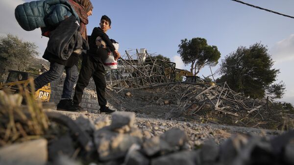 Последице израелског бомбардовања на северу Либана - Sputnik Србија