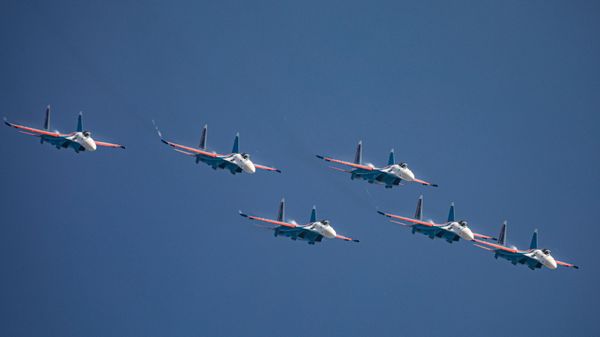 Istrebiteli Su-30SM pilotažnoй gruppы Russkie vitяzi na Meždunarodnom aэrokosmičeskom salone Airshow China 2024  - Sputnik Srbija