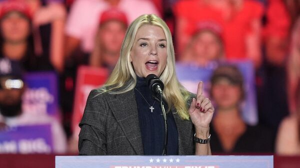 Pam Bondi - Sputnik Srbija