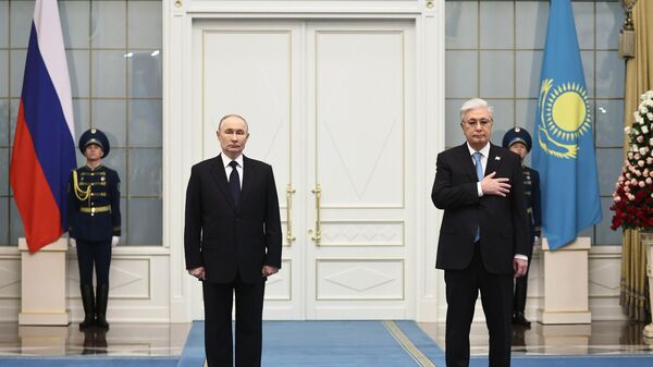 Predsednici Rusije i Kazahstana, Vladimir Putin i Kasim-Žomart Tokajev - Sputnik Srbija