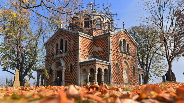 На месту погибије пуковника Рајевског (у Горњем Адровцу) подигнута је црква Света Тројица, у народу позната као шарена црква или руска црква. Цркву је подигла грофица Марија, снаха пуковника Рајевског, док је плац за њену градњу откупила краљица Наталија Обреновић. Велику је улогу при градњи цркве имао је владика нишки Никанор Ружичић.  - Sputnik Србија