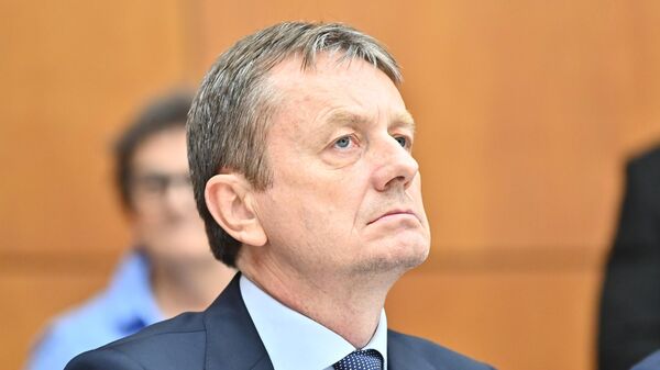 Srbski minister Darko Glišić doživel možgansko kap, njegovo stanje je stabilno