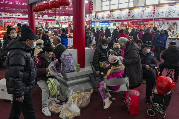 Тренутно по кинеском календару је година Змаја. - Sputnik Србија