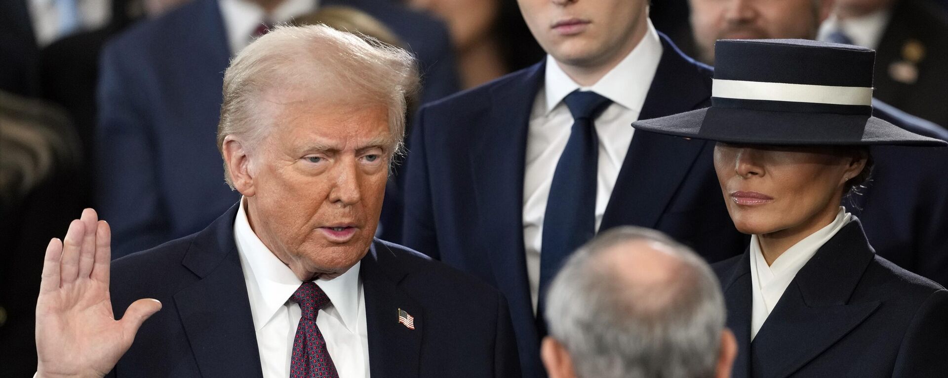 Donald Tramp polaže zakletvu kao 47. predsednik SAD. - Sputnik Srbija, 1920, 22.01.2025