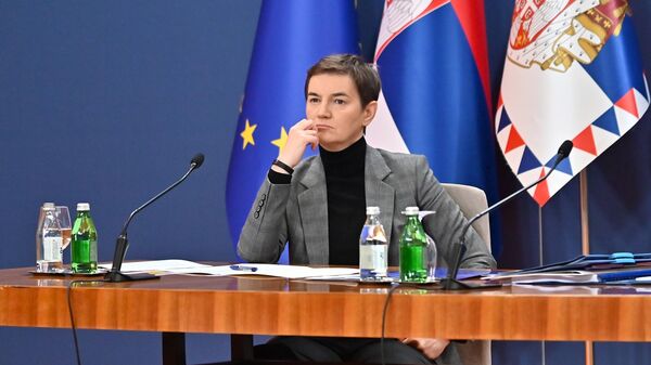 Брнабићева: Србија нема намеру никог да напада, али гради капацитете да одврати нападе