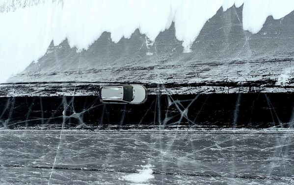 Ван сезоне, становници рејона са десне обале реке принуђени су да обилазе око 400 километара кроз Абакан да би путовали до Краснојарска или регионалног центра Новосјолово. Ван сезоне, становници рејона са десне обале реке принуђени су да обилазе око 400 километара кроз Абакан да би путовали до Краснојарска или регионалног центра Новосјолово. - Sputnik Србија