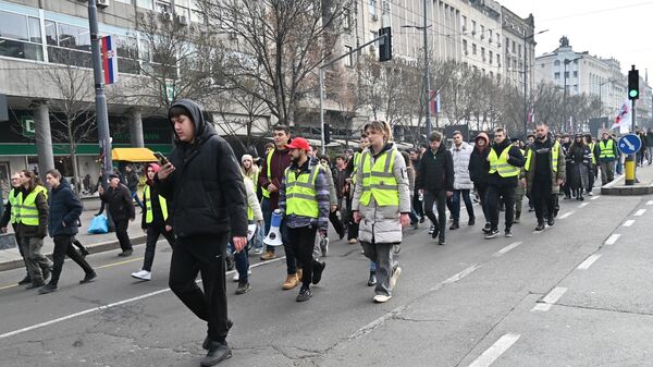 Studenti u blokadi na ulicama Beograda - Sputnik Srbija