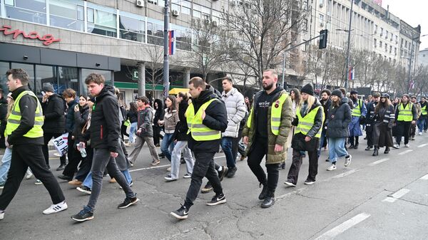 Studenti u blokadi na ulicama Beograda - Sputnik Srbija