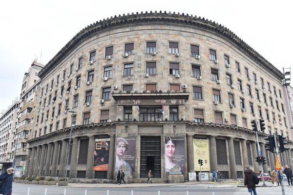 Istorijski muzej Srbije je osnovan je 20 februara 1963. godine. Smešten je na Trgu Nikole Pašića,, ali je u planu njegovo preseljenje  u  zgradu stare glavne železničke stanice na Savskom trgu u Beogradu, nakon njene rekonstrukcije. - Sputnik Srbija