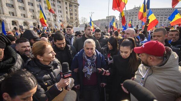 Predsednički kandidat na izborima u Rumuniji Kalin Đorđesku - Sputnik Srbija