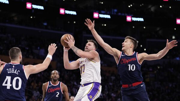Bogdan Bogdanović i Luka Dončić - Sputnik Srbija