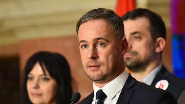 Konferencija za štampu predsednika Narodnog pokreta Srbije (NPS) Miroslava Aleksića - Sputnik Srbija