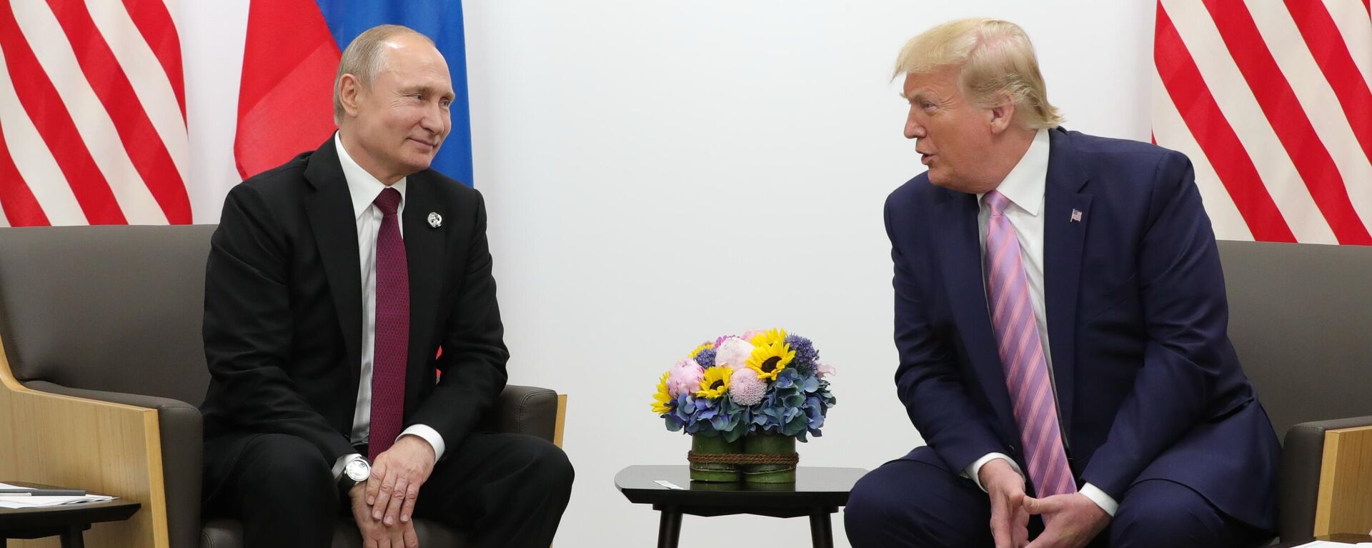 Председници Русије и САД, Владимир Путин и Доналд Трамп, архивска фотографија - Sputnik Србија, 1920, 08.06.2025