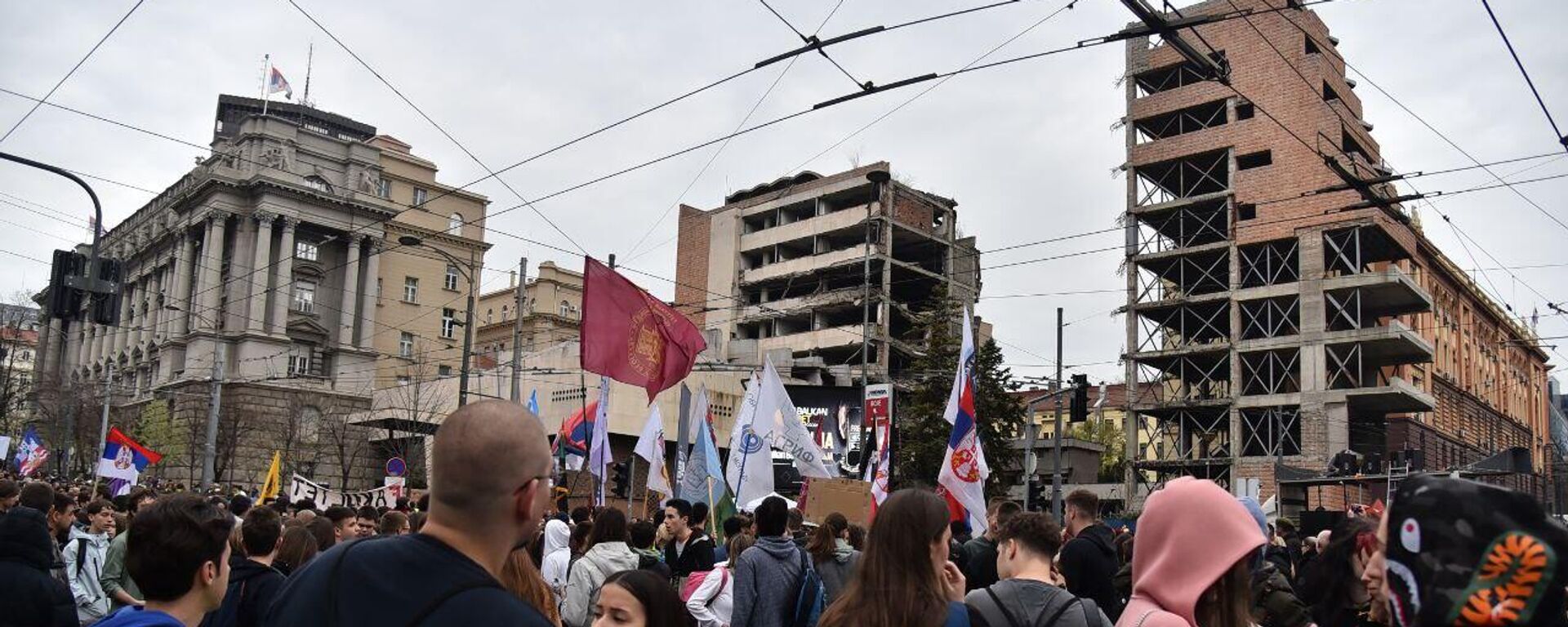 Протест испред Генералштаба - Sputnik Србија, 1920, 24.03.2025