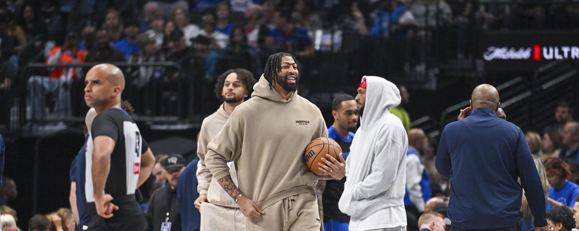 Ентони Дејвис - Sputnik Србија, 1920, 25.03.2025