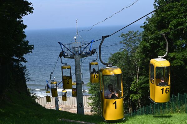 Жичара у Светлогорску, Калињинградска област. Овај град је и бањски центар на обали Балтичког мора. - Sputnik Србија