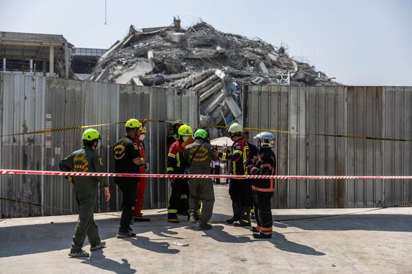 Бангкок има 17 милиона становника, од којих многи живе у вишеспратницама. - Sputnik Србија