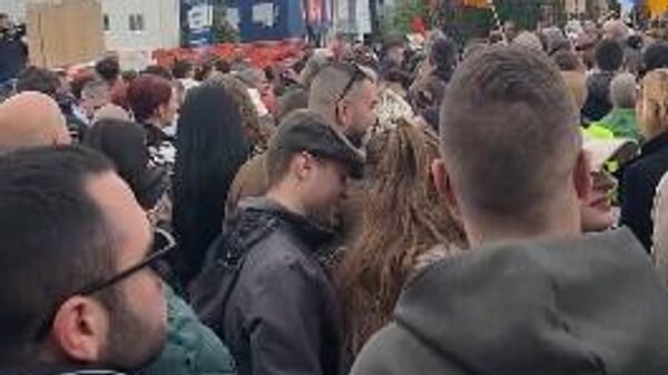 Protest ispred Informera - Sputnik Srbija
