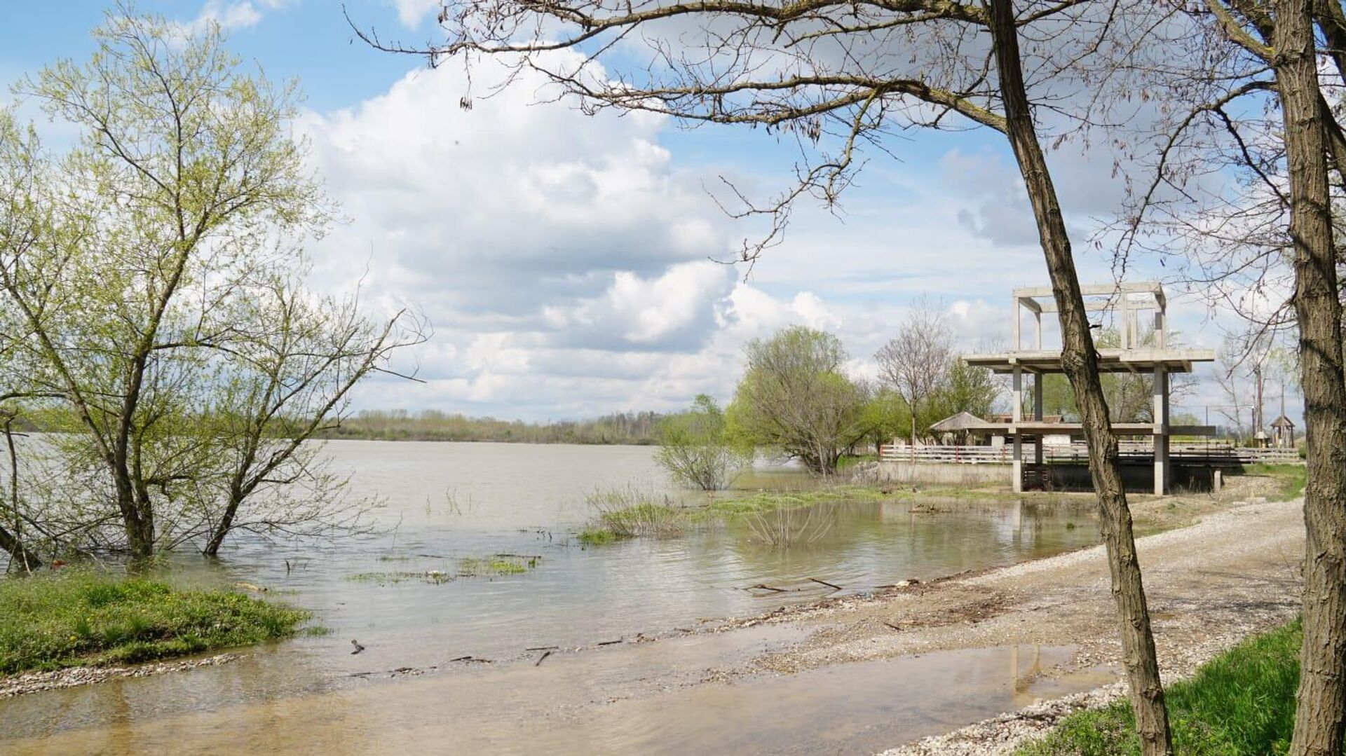 Izlila se Drina. - Sputnik Srbija, 1920, 31.03.2025