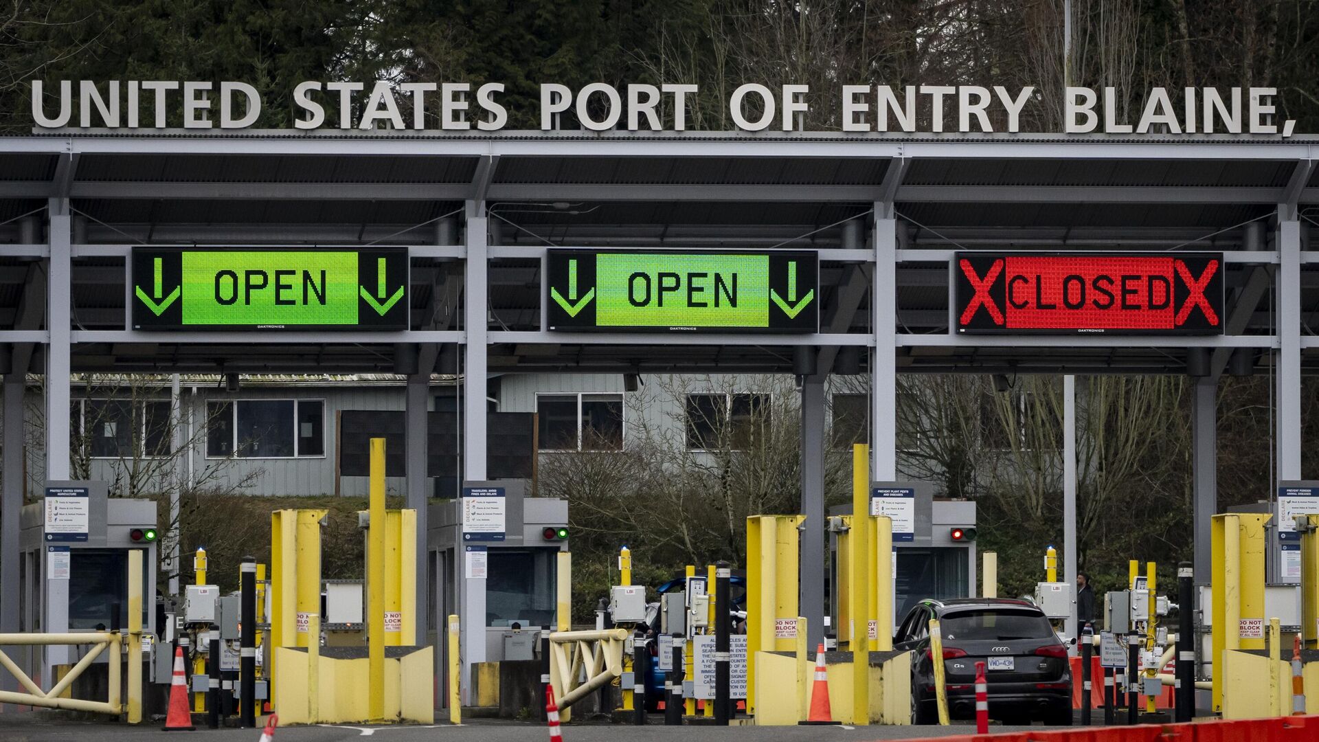 Гранични прелаз између САД и Канаде Гранични прелаз између САД и Канаде - Sputnik Србија, 1920, 04.04.2025