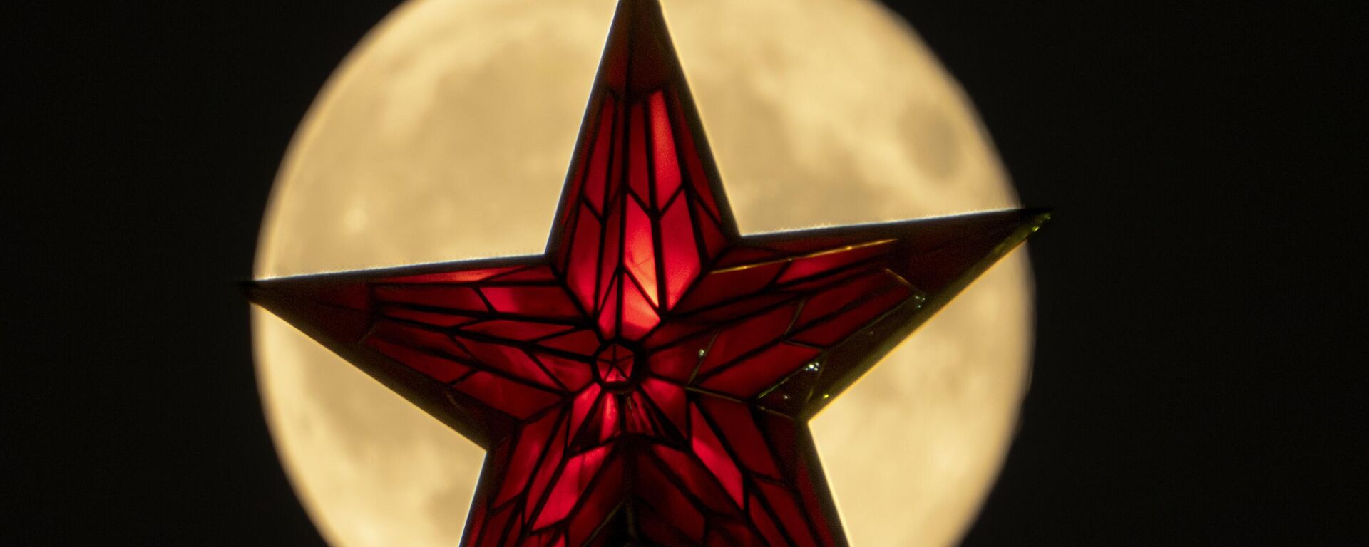 Kremlj - Sputnik Srbija, 1920, 02.04.2025